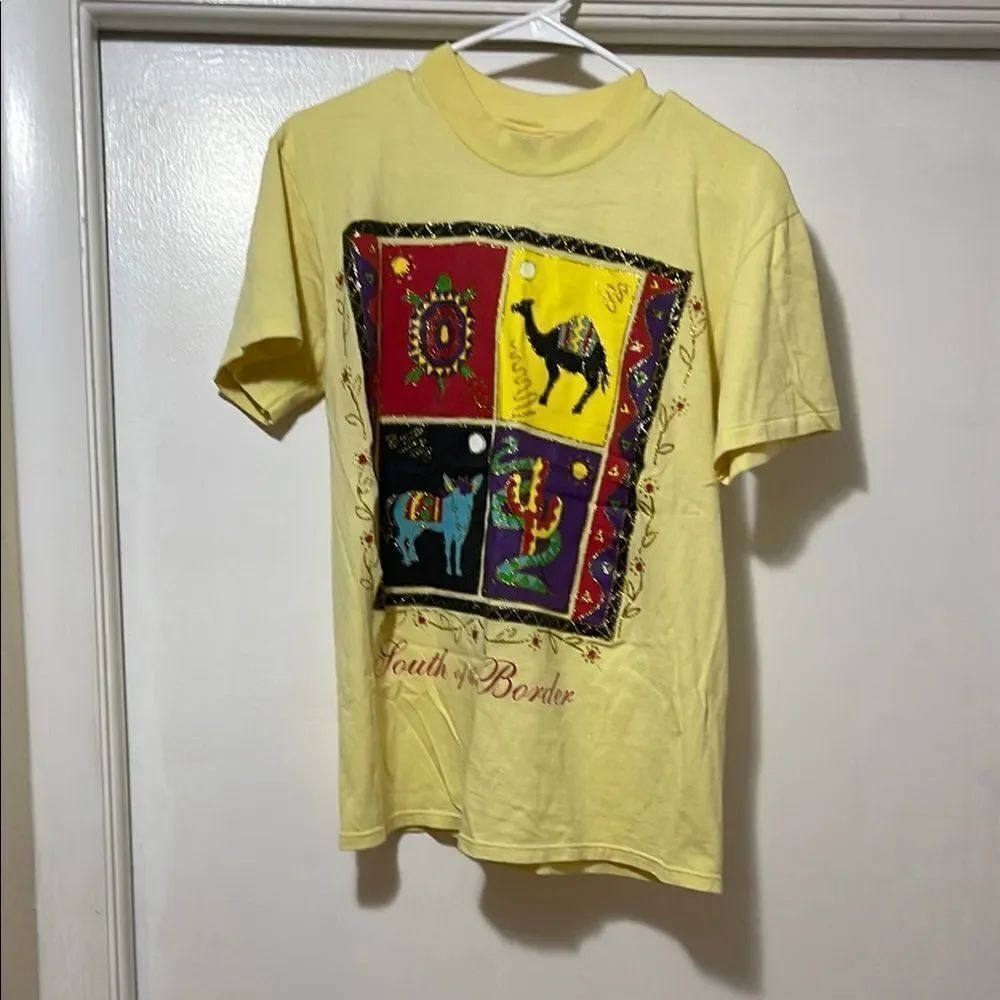 Vintage South of the border T-shirt, size medium
